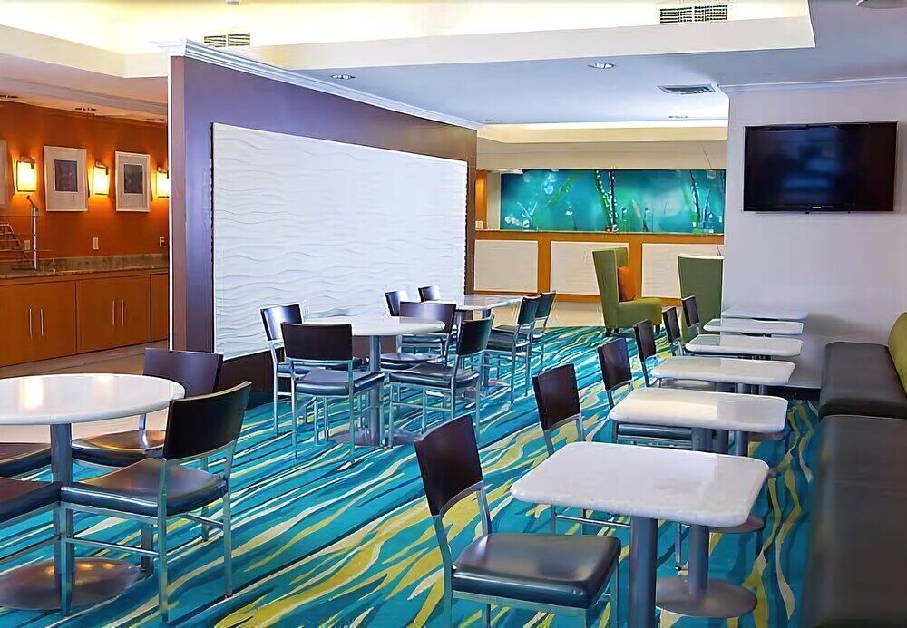 Springhill Suites By Marriott Lawton Exterior photo
